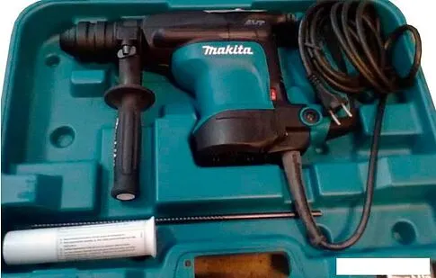 Перфоратор Makita HR3210C
