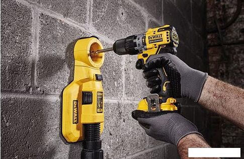 Ударная дрель-шуруповерт DeWalt DCD706D2-QW (с 2-мя АКБ, кейс)