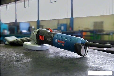 Угловая шлифмашина Bosch GWS 17-125 S Professional 06017D0300