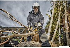 Аккумуляторная пила DeWalt DCM565N-XJ (без АКБ)