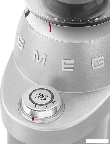 Электрическая кофемолка Smeg CGF02SSEU