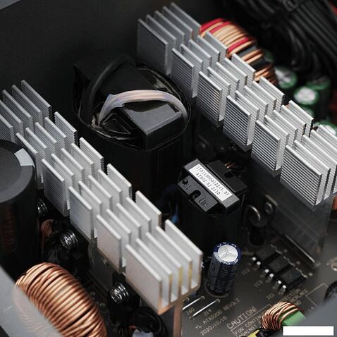 Блок питания DeepCool PF550 V2