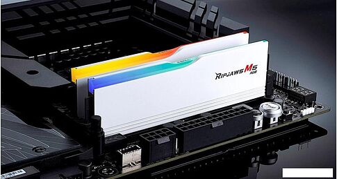Оперативная память G.Skill Ripjaws M5 RGB 2x16ГБ DDR5 6000 МГц F5-6000J3040F16GX2-RM5RW