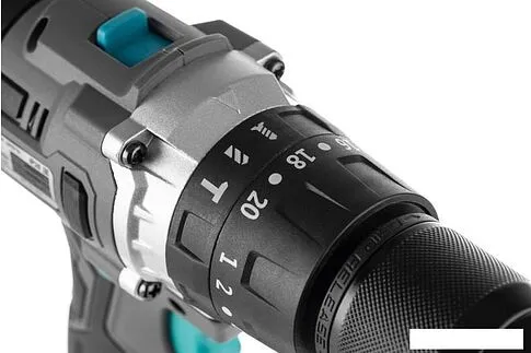 Дрель-шуруповерт Tesla TCD18HD 840374 (с 2-мя АКБ, кейс)