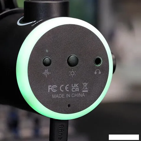 Проводной микрофон FIFINE AM6