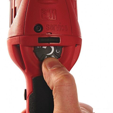 Полировальная машина Milwaukee AS 12 E