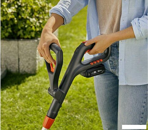 Триммер Gardena ComfortCut 23/18V P4A (с АКБ)