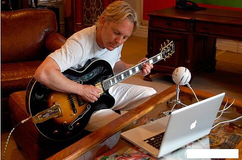 Микрофон Blue Snowball (белый)