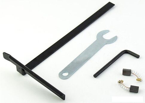 Дисковая пила Kolner KCS 140/900