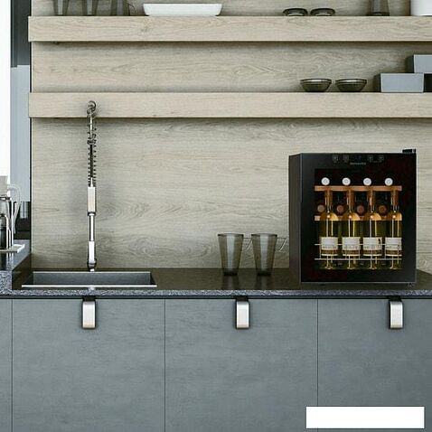 Винный шкаф Dunavox DXFH-16.46