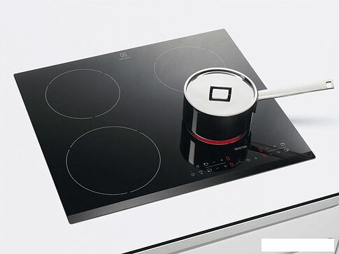 Варочная панель Electrolux LIR60433