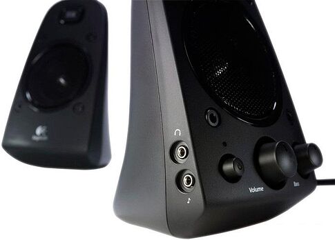 Акустика Logitech Speaker System Z623
