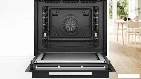 Электрический духовой шкаф Bosch Serie 8 HMG976RB1S