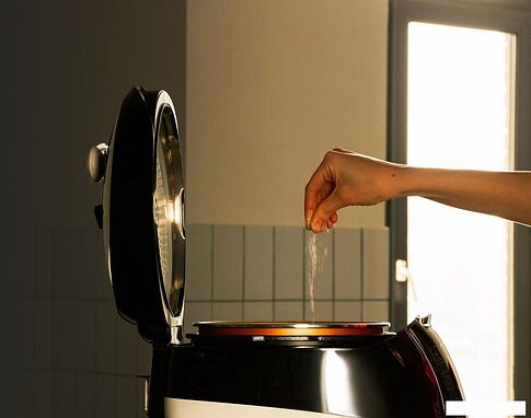Мультиварка-скороварка Rombica myKitchen MC-0002