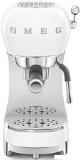 Рожковая кофеварка Smeg ECF02WHEU