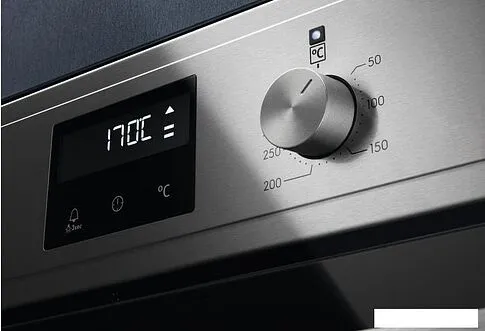 Электрический духовой шкаф Electrolux OEM3H40TX