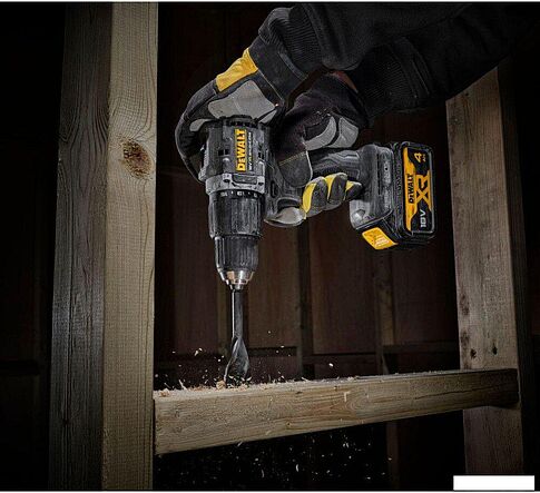 Ударная дрель-шуруповерт DeWalt DCD100P2T (с 2-мя АКБ, кейс)