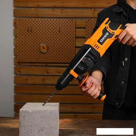 Перфоратор Deko ZKH1100 083-1008