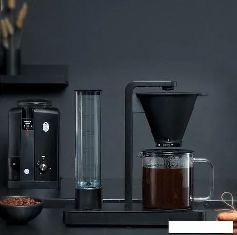 Капельная кофеварка Wilfa Svart Performance WSPL-3B