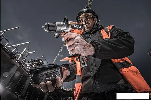 Ударная дрель-шуруповерт AEG Powertools BSB 18C3BL-402C 4935478938 (с 2-мя АКБ 4 Ач, кейс)