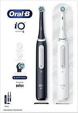 Комплект зубных щеток Oral-B iO Series 4 Duo (черный/белый) Комплект зубных щеток Oral-B iO Series 4 Duo (черный/белый)