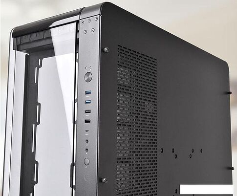 Корпус Thermaltake Core P8 TG CA-1Q2-00M1WN-00