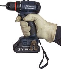 Дрель-шуруповерт Pioneer Tools CD-E2012BL-01C (с 1-им АКБ, кейс) Дрель-шуруповерт Pioneer Tools CD-E2012BL-01C (с 1-им АКБ, кейс)
