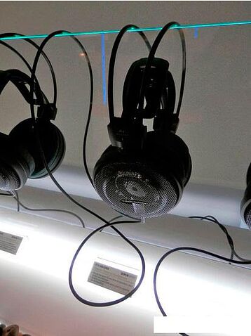 Наушники Audio-Technica ATH-AD700X