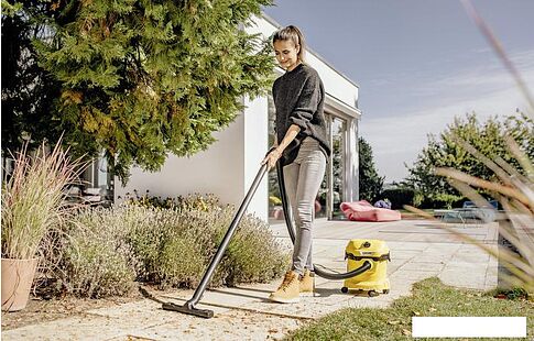 Пылесос Karcher WD 2 Plus V-12/4/18/C 1.628-009.0