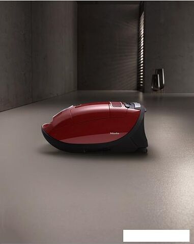 Пылесос Miele Complete C3 Cat & Dog Flex SGEF5 (оранжевый)