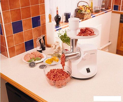 Мясорубка Kenwood MG450