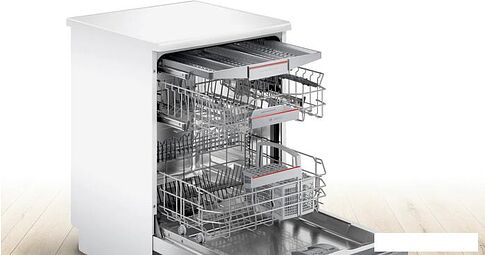 Отдельностоящая посудомоечная машина Bosch Serie 4 SMS46MW20M