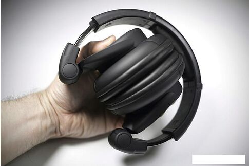 Наушники BEHRINGER HPX6000