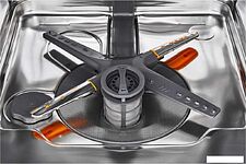 Встраиваемая посудомоечная машина LG DB475TXS