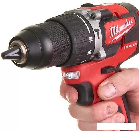 Ударная дрель-шуруповерт Milwaukee M18 CBLPD-0 4933464319 (без АКБ)