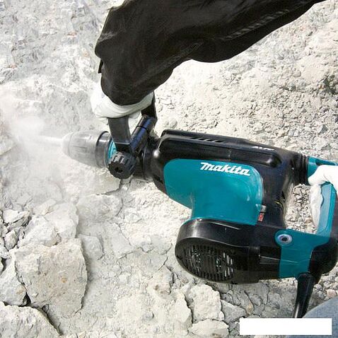Отбойный молоток Makita HM1213C