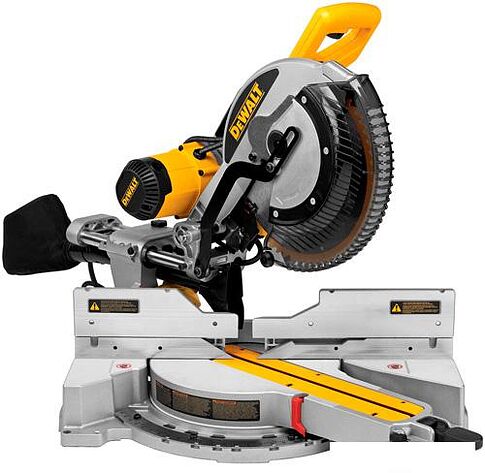 Дисковая пила DeWalt DWS780