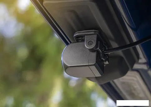 Видеорегистратор-зеркало Neoline G-Tech X28