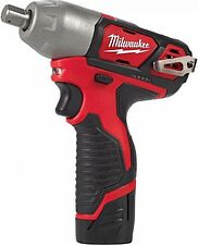 Гайковерт Milwaukee M12 M12BIW12-202C 4933447133 (с 2-мя АКБ, кейс) Гайковерт Milwaukee M12 M12BIW12-202C 4933447133 (с 2-мя АКБ, кейс)