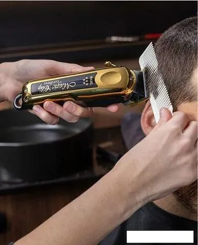 Машинка для стрижки волос Wahl Magic Clip Cordless 5 08148-716