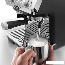 Эспрессо кофемашина DeLonghi La Specialista Arte Manual EC9155.MB Эспрессо кофемашина DeLonghi La Specialista Arte Manual EC9155.MB