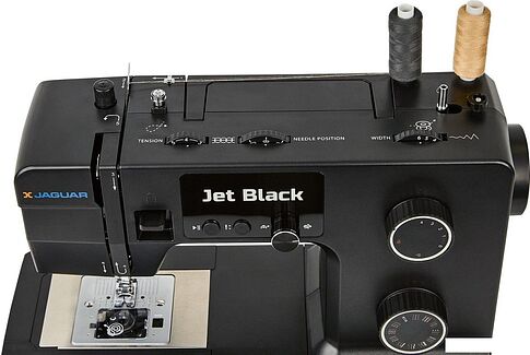 Электронная швейная машина Jaguar Jet Black
