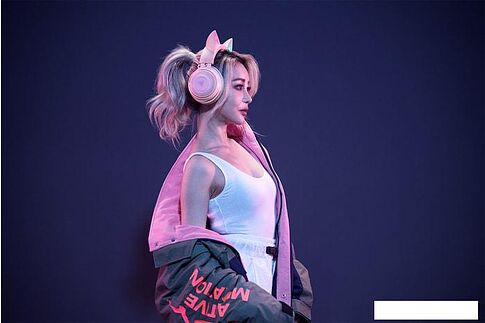 Наушники Razer Kraken Kitty (розовый)