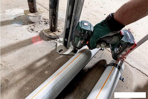 Гайковерт Metabo SSW 18 LTX 300 BL 602395800 (с 2-мя АКБ, кейс)
