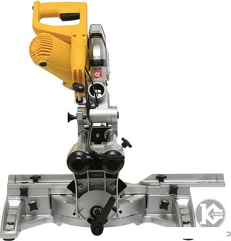 Дисковая пила Калибр Мастер ПТЭ-1500/210ПРм