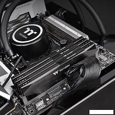 Оперативная память Thermaltake H-One 8GB DDR4 PC4-25600 R021D408GX1-3200C16D Оперативная память Thermaltake H-One 8GB DDR4 PC4-25600 R021D408GX1-3200C16D