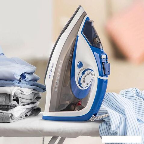 Утюг Endever Delta-231