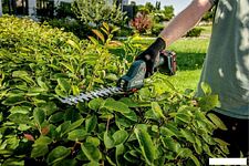 Кусторез + ножницы Metabo SGS 18 LTX Q 601609850 (без АКБ) Кусторез + ножницы Metabo SGS 18 LTX Q 601609850 (без АКБ)