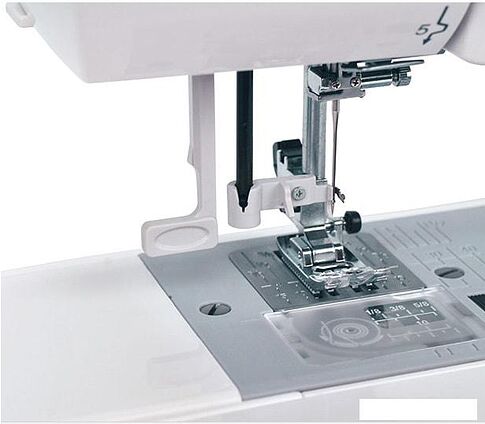 Швейная машина Janome DC3900