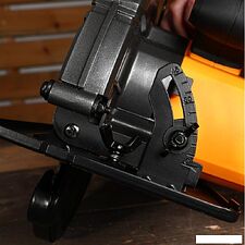 Дисковая (циркулярная) пила Deko DKCS2300W 084-1050